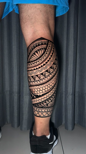 Facetune_28-04-2024-21-20-12